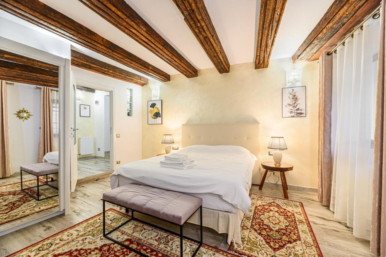 Dimora Np - Brasov Apartment Bagian luar foto