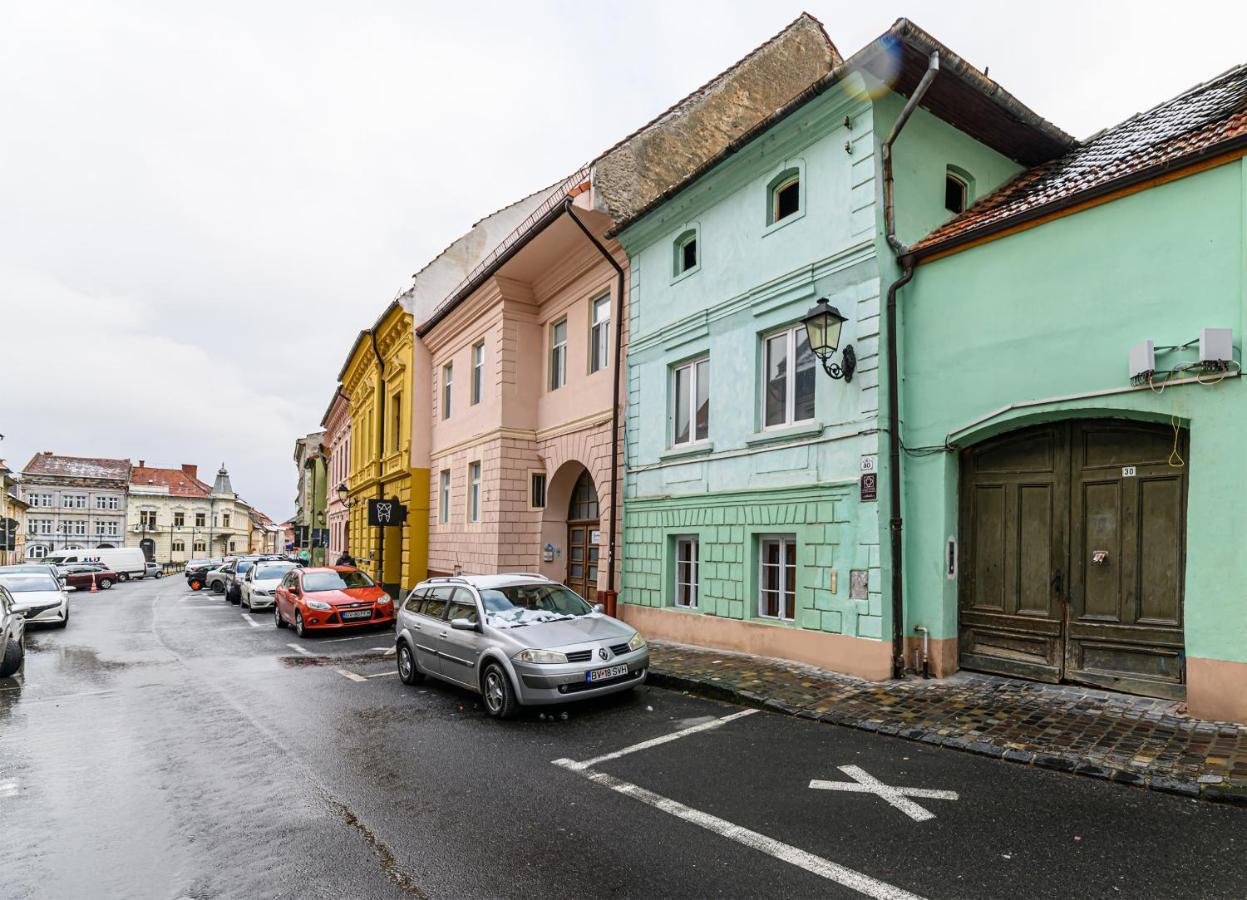 Dimora Np - Brasov Apartment Bagian luar foto